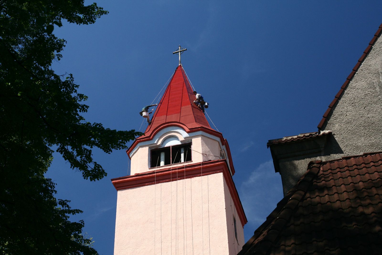 malowanie wież kościelnych